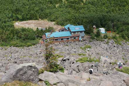 青年小屋