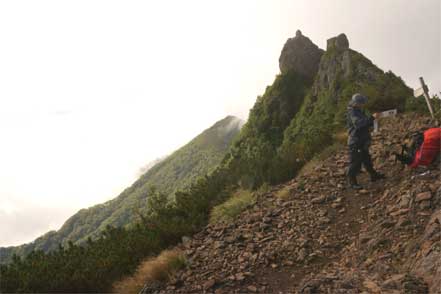 権現岳頂上