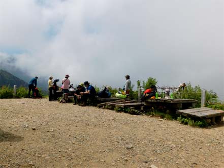 甚之助避難小屋