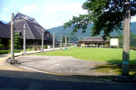 道の駅・フォーレなかかわね茶茗館