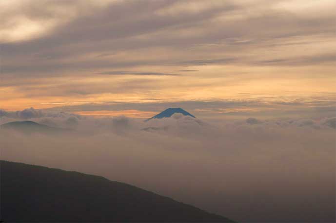 富士山の朝焼け