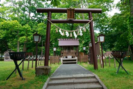 支笏湖神社