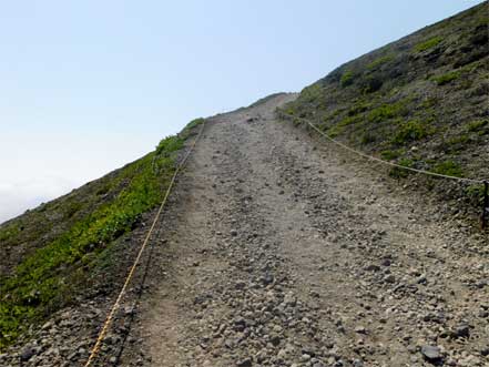 登山道