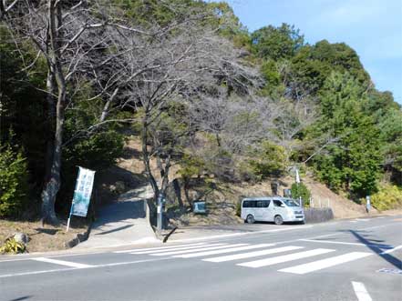 波田須の道駐車場