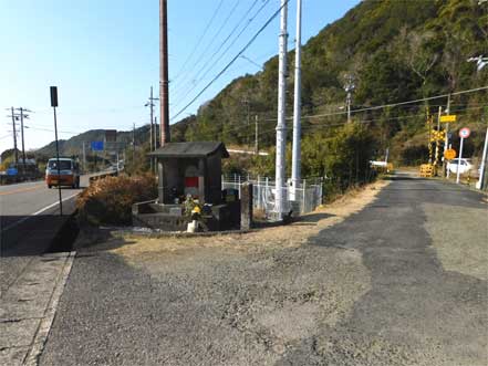 澤信坊の道標地蔵