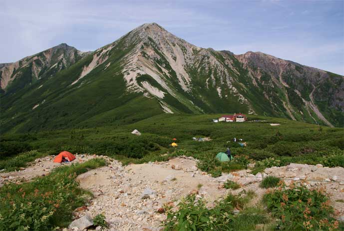 三俣蓮華岳キャンプ場と鷲羽岳