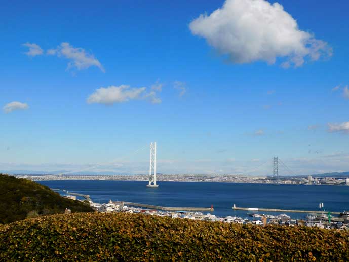淡路島 SA　明石海峡大橋