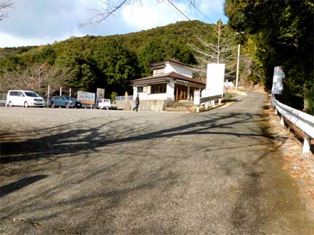 神峰寺駐車場