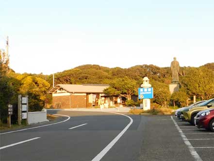 足摺岬方向　駐車場