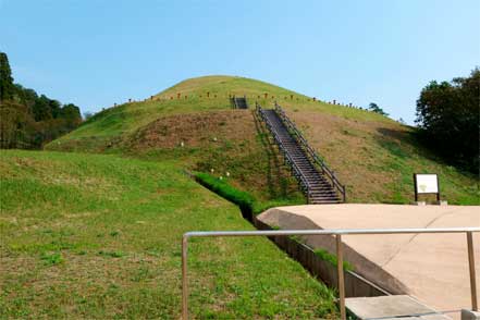 茶すり山古墳