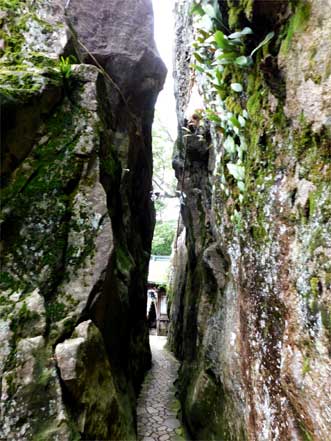 夫婦岩