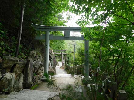 鳥居