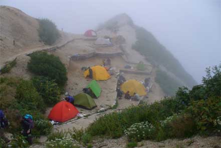 燕山荘キャンプ場