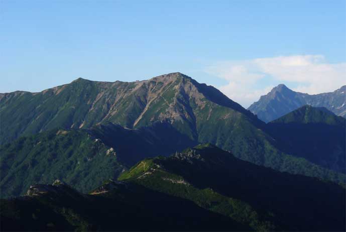 昨日登った大天井岳